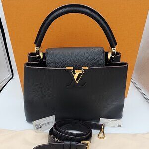 Louis Vuitton Capucines MM Black Handbag M42259 Women's Taurillon Leather